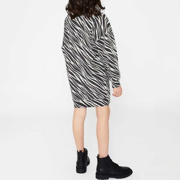 Mini Lucy Dress - Picture 5 of 7